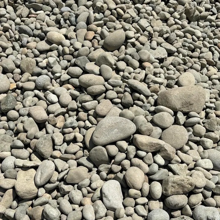 222 x 622 River Rocks